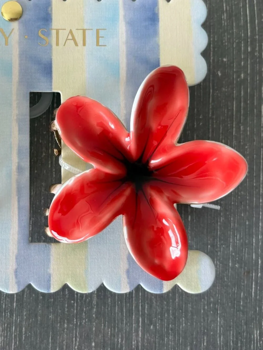 NWT - Sunday State Metal Hair Claw Clips -Set of 2- Gold and Mauve/Red Plumeria